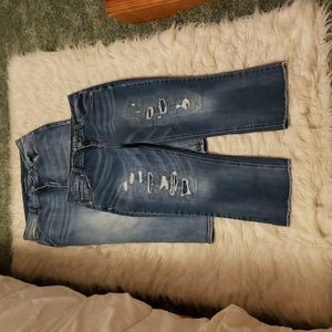 Size 5/6 capri jeans both are nwot